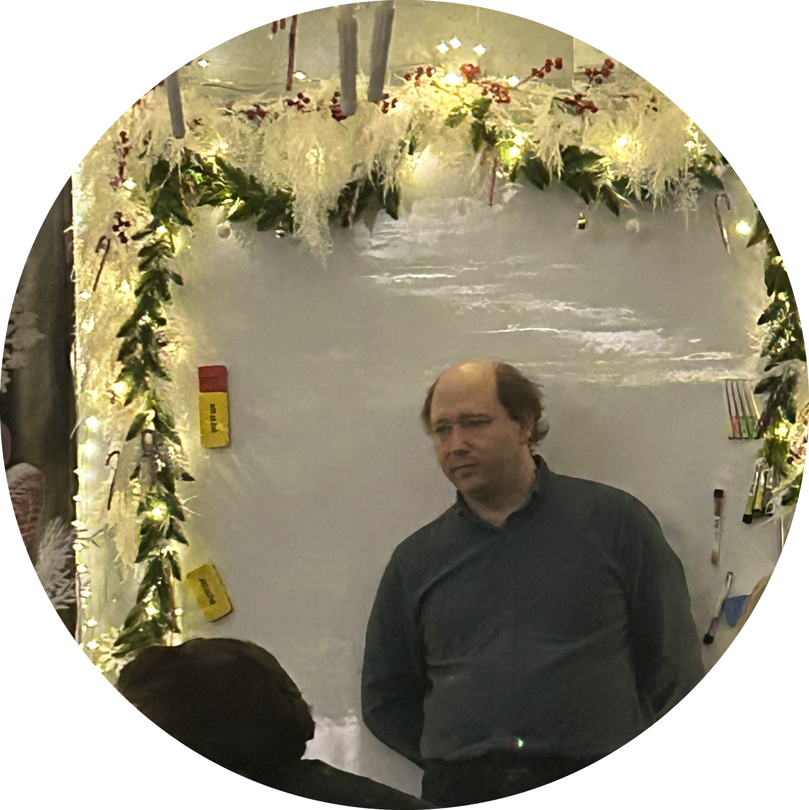 Олег Лариков